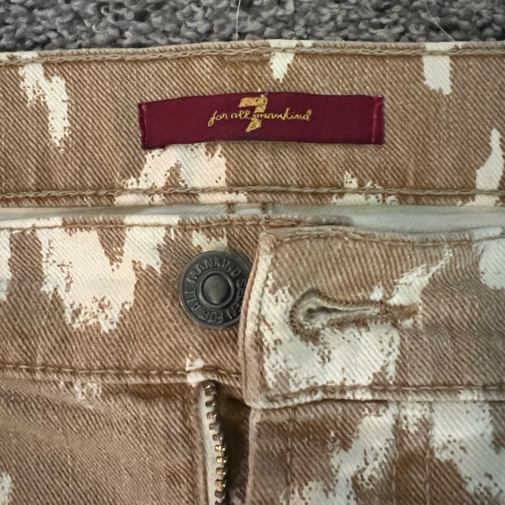 7 for all mankind shorts - Picture 4 of 4